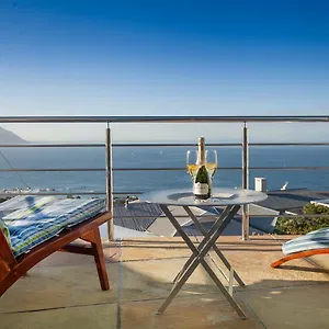 https://magellans-hotel.hotels-capetown.com
